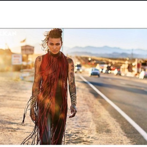 DarkestStarUK - OOAK - Leather Fringe Collar.Black leather collar/Magenta Fringe - Picture 9 of 12